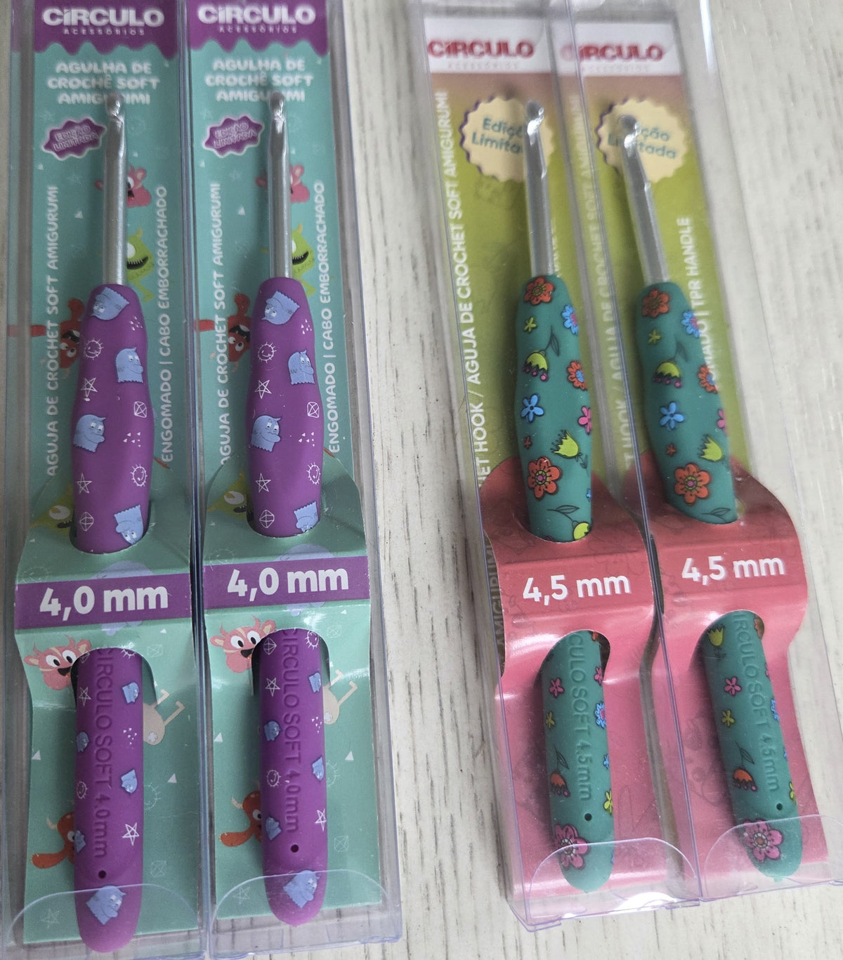 Crochet Hook - 4.5mm Limited Edition